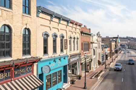 Hip Urban Loft-Small Town Charm-124 Lofts #2 West Dundee Luaran gambar